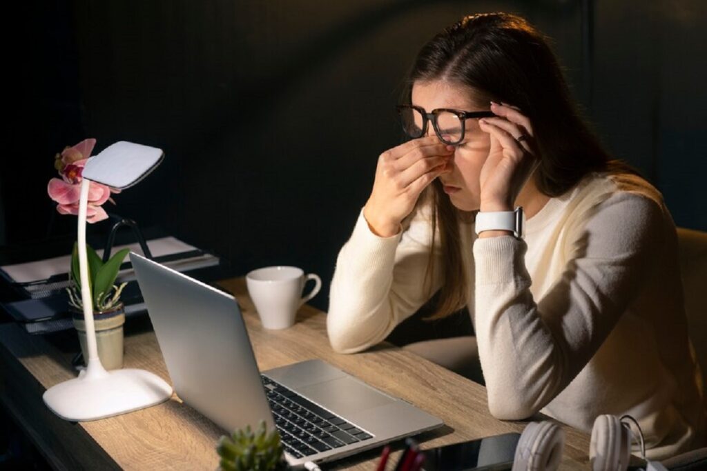 Do perfeccionismo à ansiedade: os fatores por trás da procrastinação e como lidar com eles