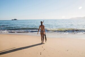 A conexão entre natureza e saúde mental nas praias.